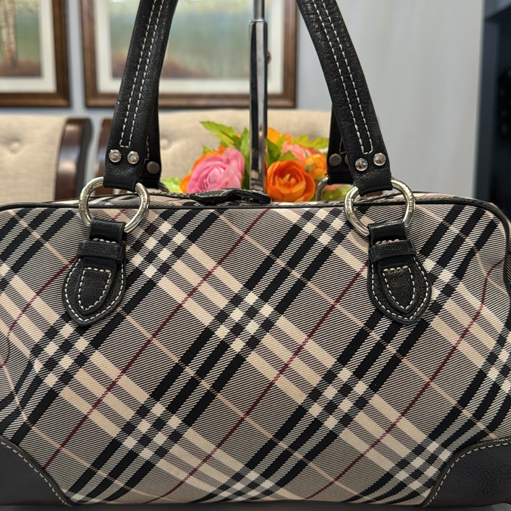 Authentic Burberry Blue Label Plaid Handbag with Black Accents - Picture 2 of 16